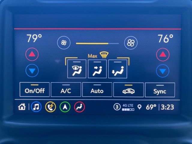 Used 2022 Chevrolet Silverado 2500 LTZ w/ LTZ Plus Package image 39