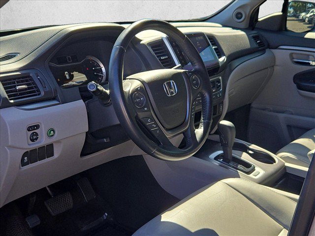 Used 2017 Honda Pilot EX-L image 9