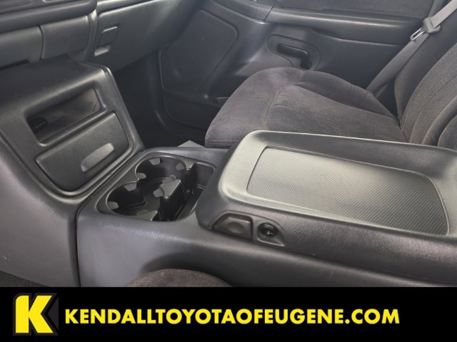 Used 2001 Chevrolet Silverado 2500 LS AWD/4WD image 18