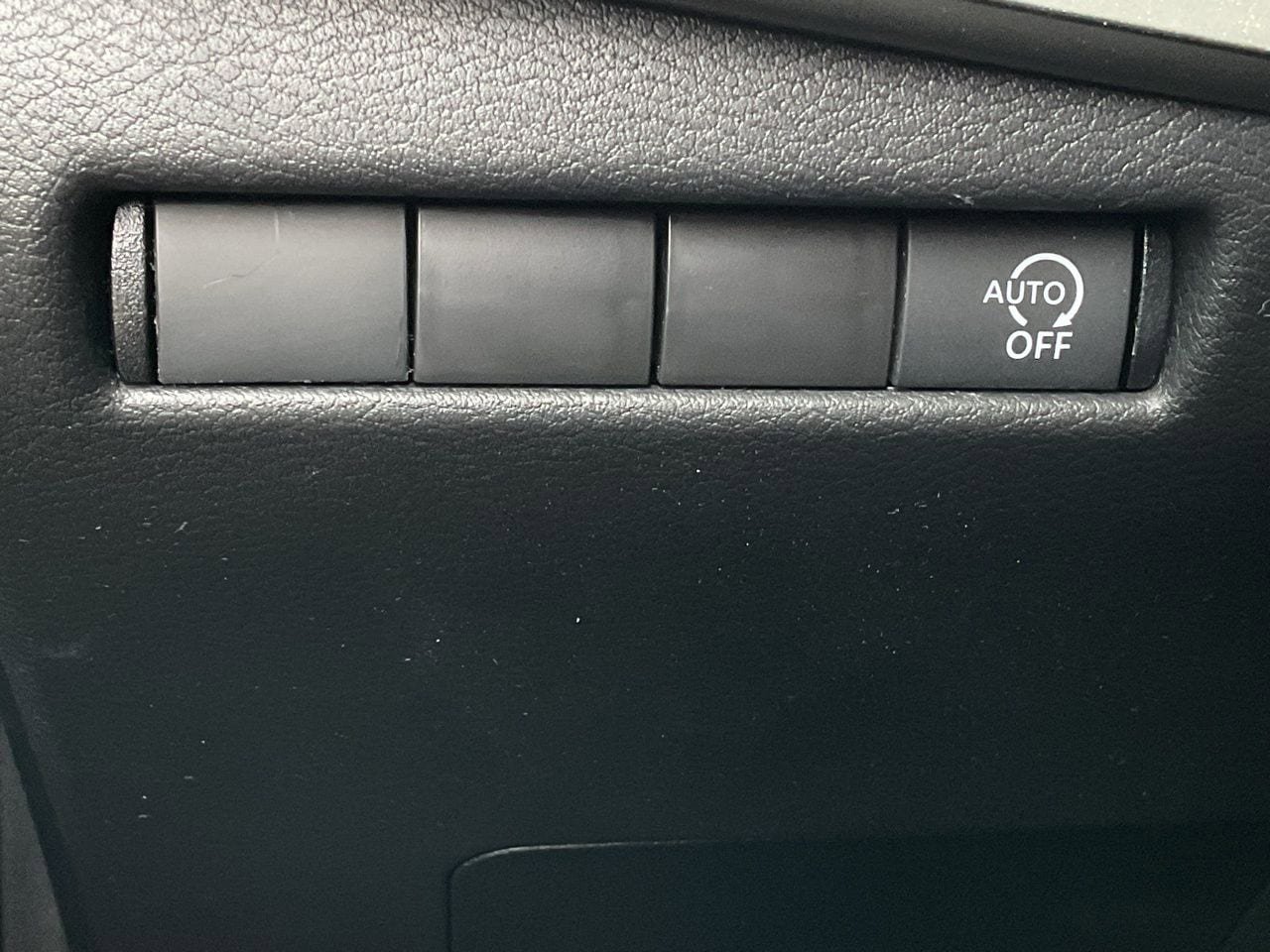 New 2026 Nissan Kicks SV w/ Cold Weather Package FWD image 25