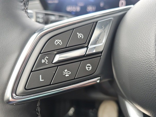 Used 2025 Buick Enclave Avenir w/ Super Cruise Package image 18