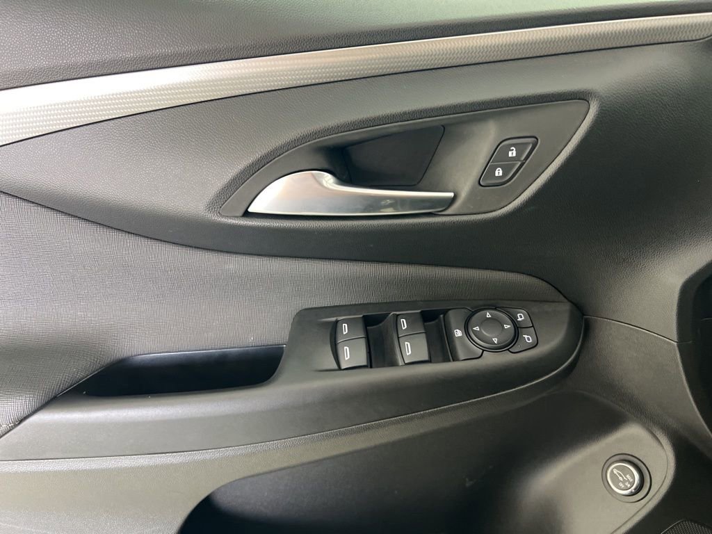 Used 2024 Buick Envista Avenir image 21