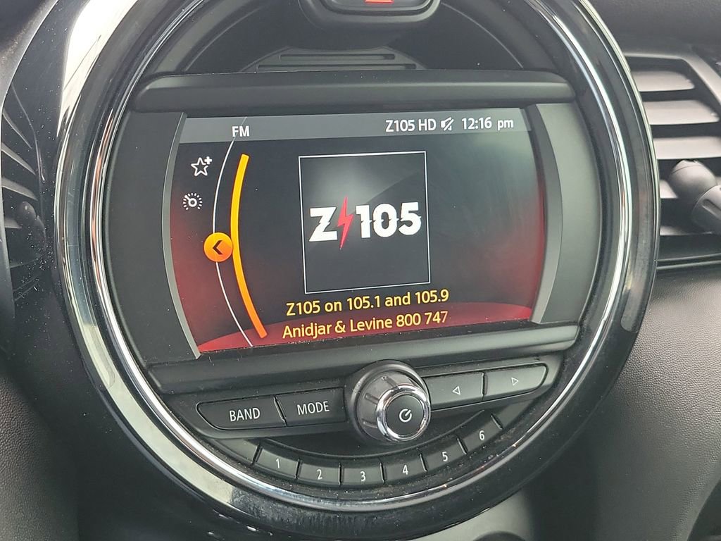 Used 2019 MINI Cooper S w/ Signature Upholstery Package image 25