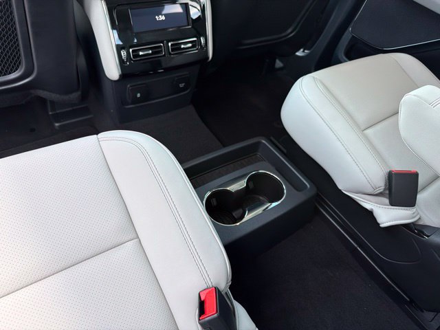 New 2026 Lincoln Aviator AWD image 9
