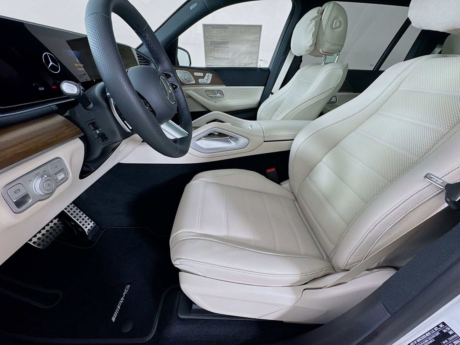 New 2026 Mercedes-Benz GLS 450 4MATIC image 23