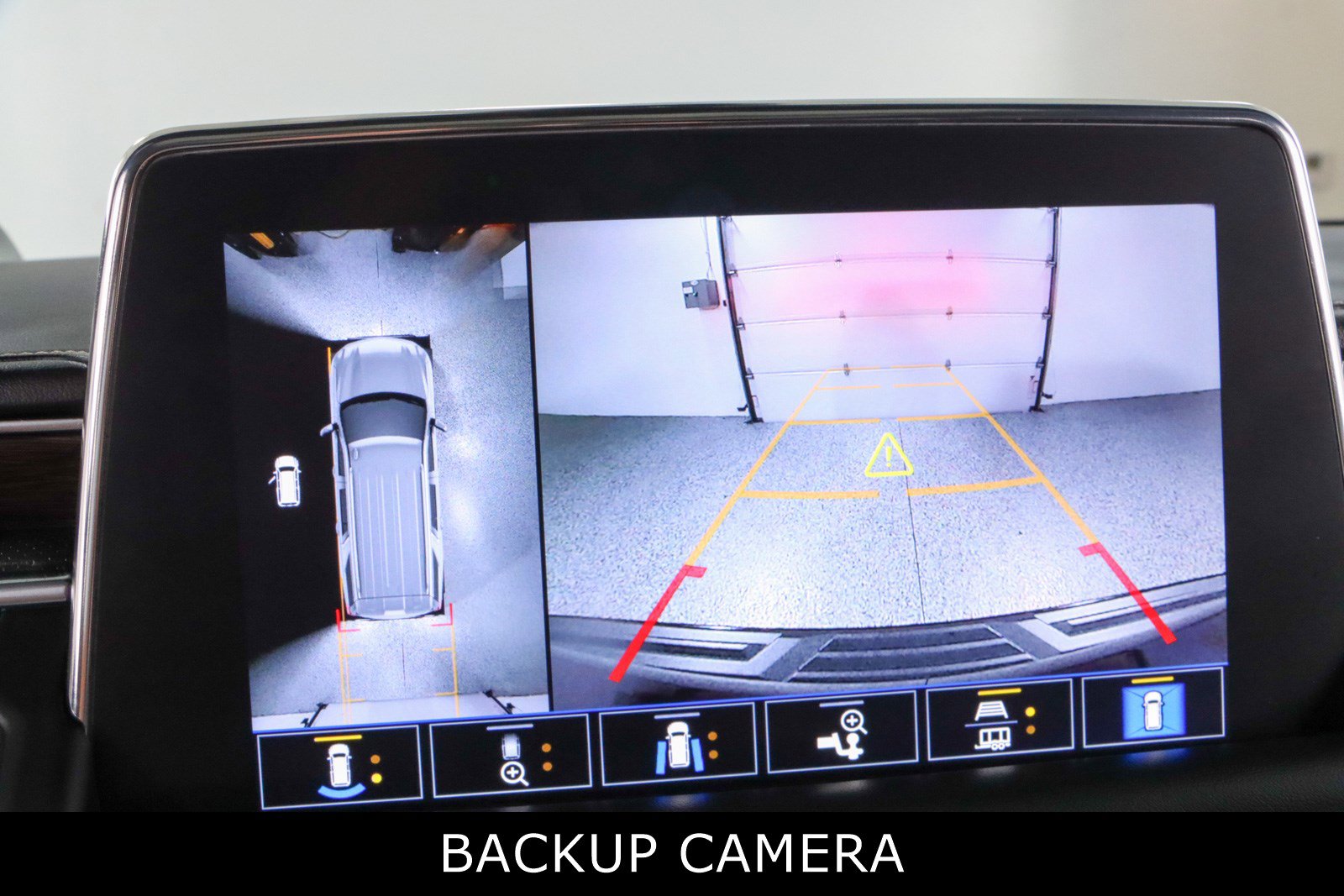 Used 2021 Chevrolet Suburban Premier w/ Premium Package image 20