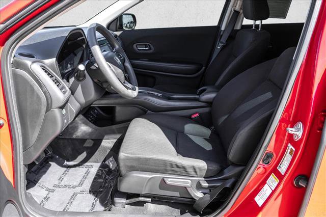 Used 2016 Honda HR-V LX image 11