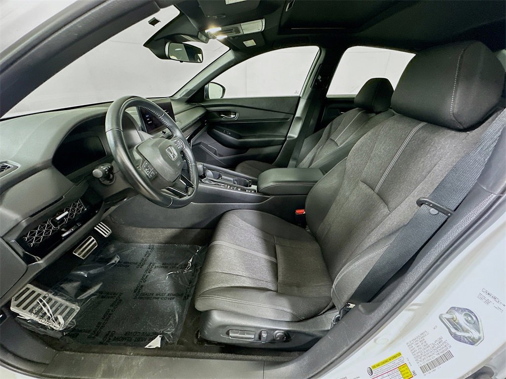 Used 2023 Honda Accord Sport image 15
