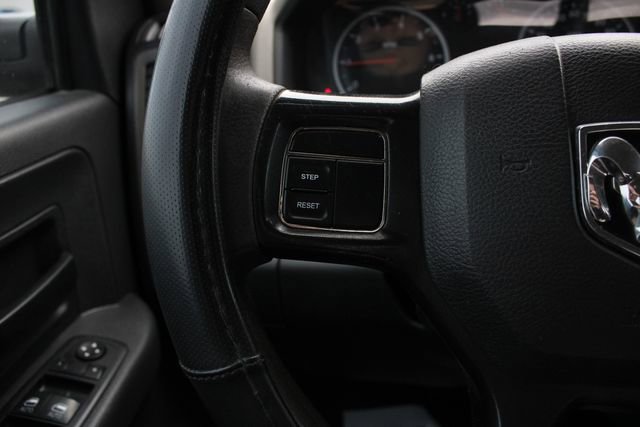Used 2012 RAM 1500 Express AWD/4WD image 9