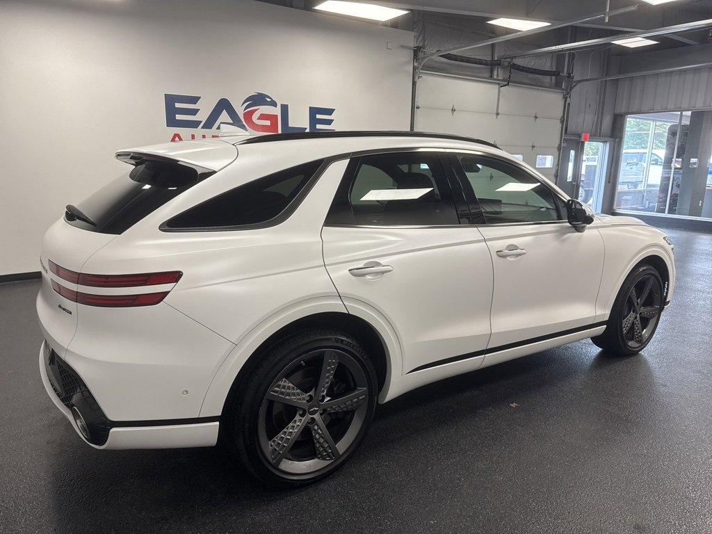 Used 2023 Genesis GV70 3.5T Sport w/ Sport Prestige Package image 12