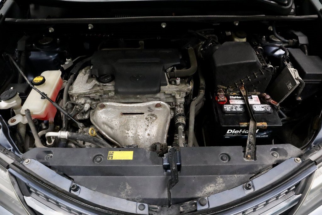 Used 2014 Toyota RAV4 Limited image 18