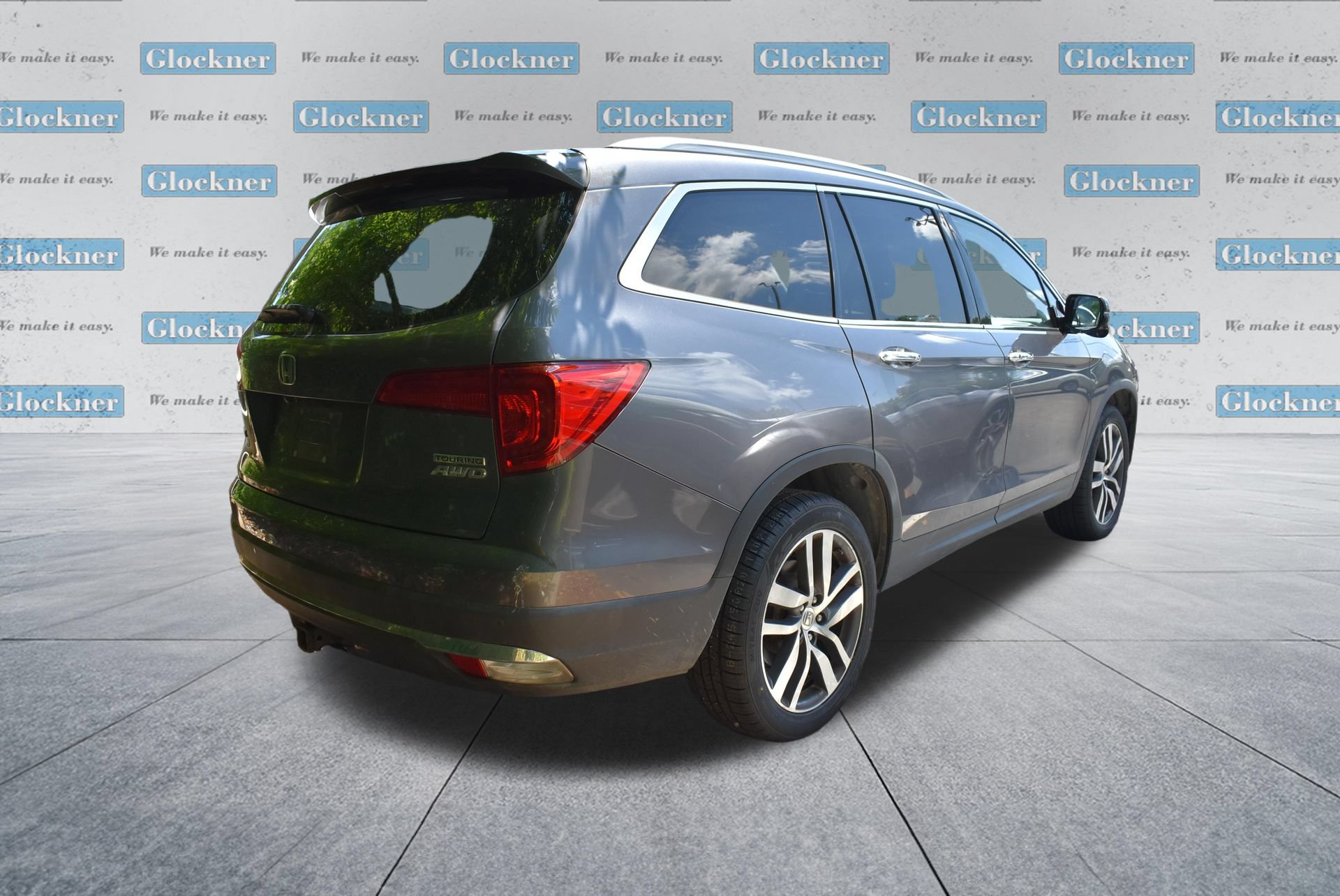 Used 2017 Honda Pilot Touring image 11