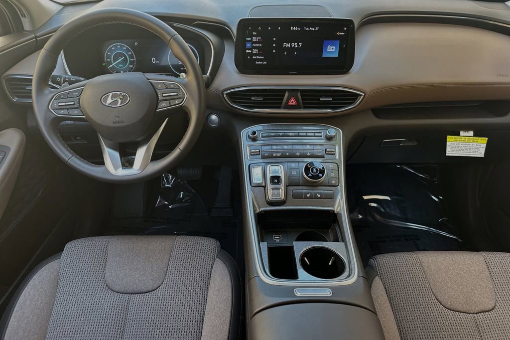 Used 2023 Hyundai Santa Fe SEL Convenience image 10
