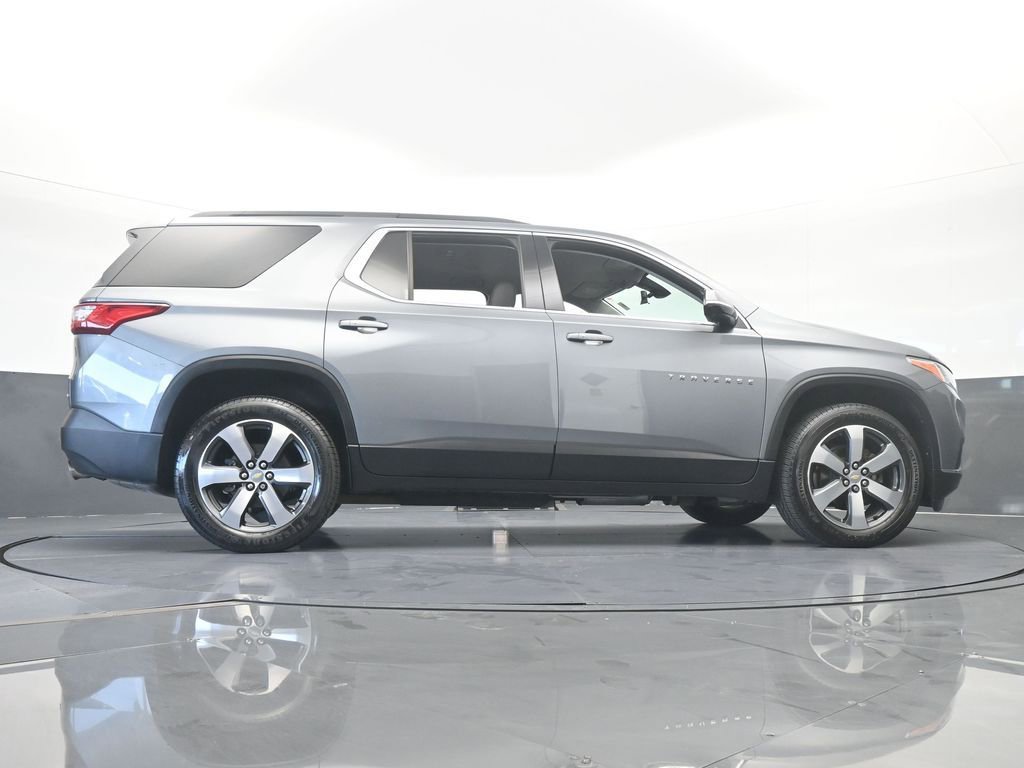 Used 2020 Chevrolet Traverse LT w/ LT Premium Package image 76