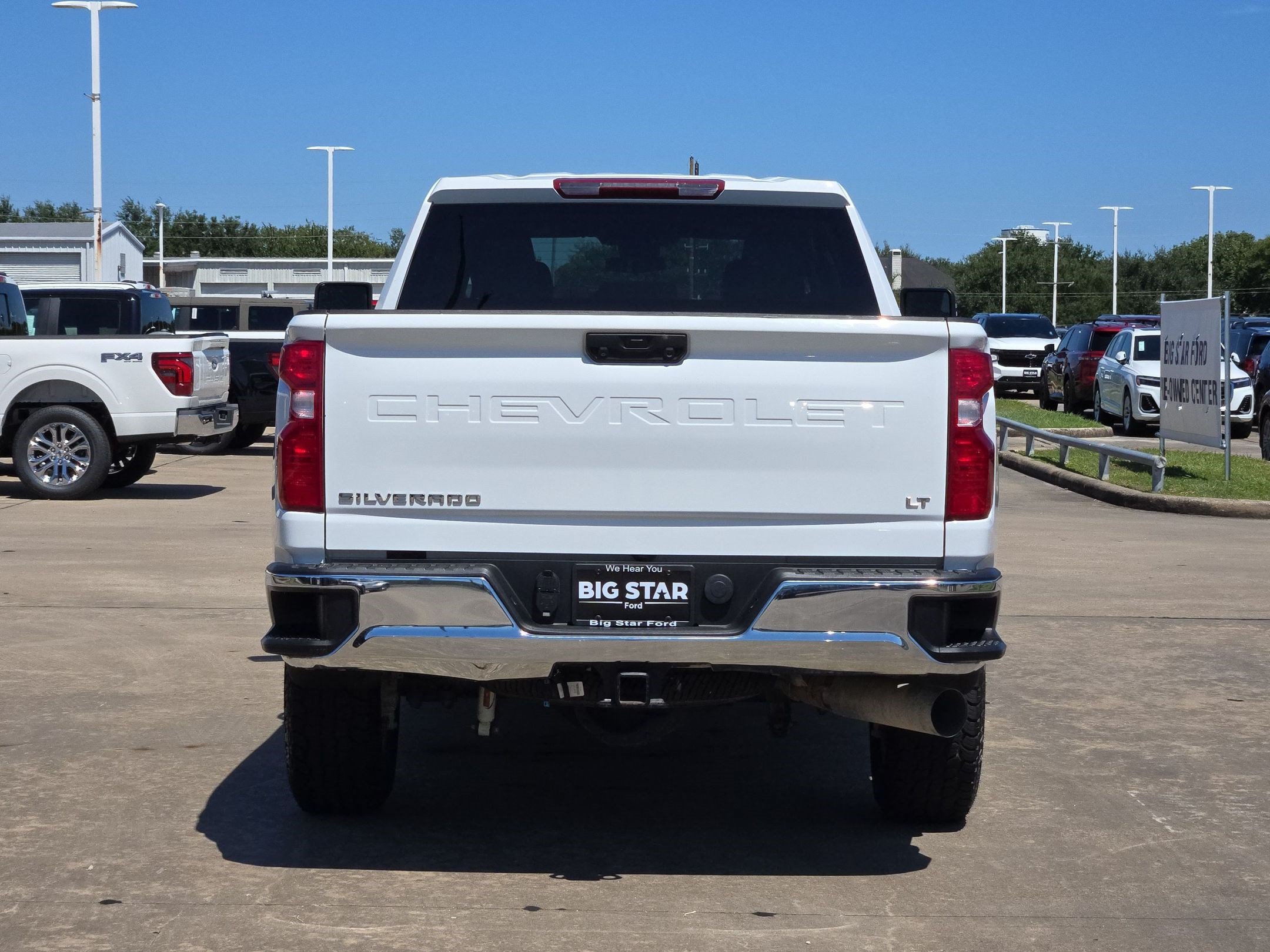 Used 2025 Chevrolet Silverado 2500 LT AWD/4WD image 6
