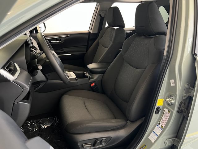 Used 2022 Toyota RAV4 XLE w/ Convenience Package AWD/4WD image 34