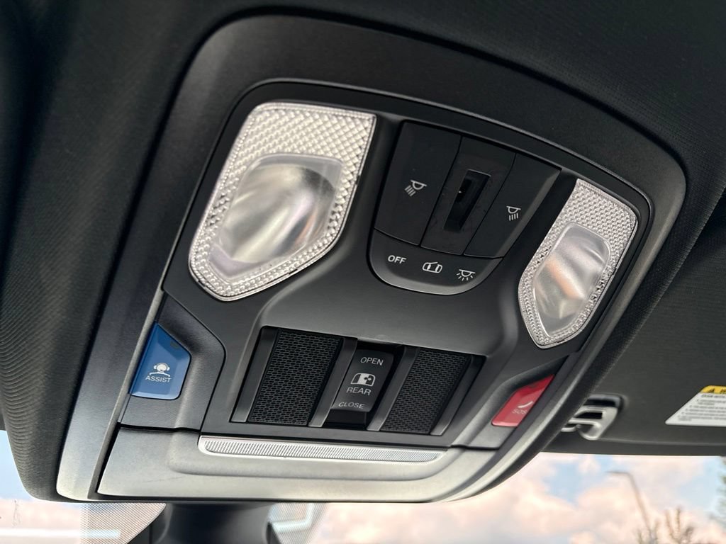 Used 2022 RAM 1500 Big Horn AWD/4WD image 29