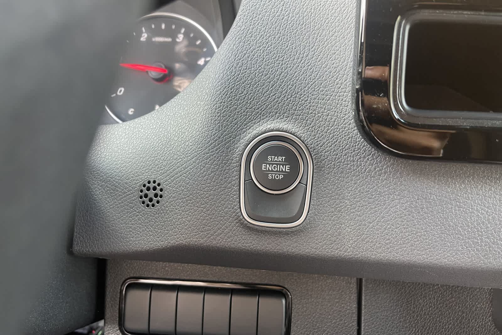 New 2025 Mercedes-Benz Sprinter 2500 image 18