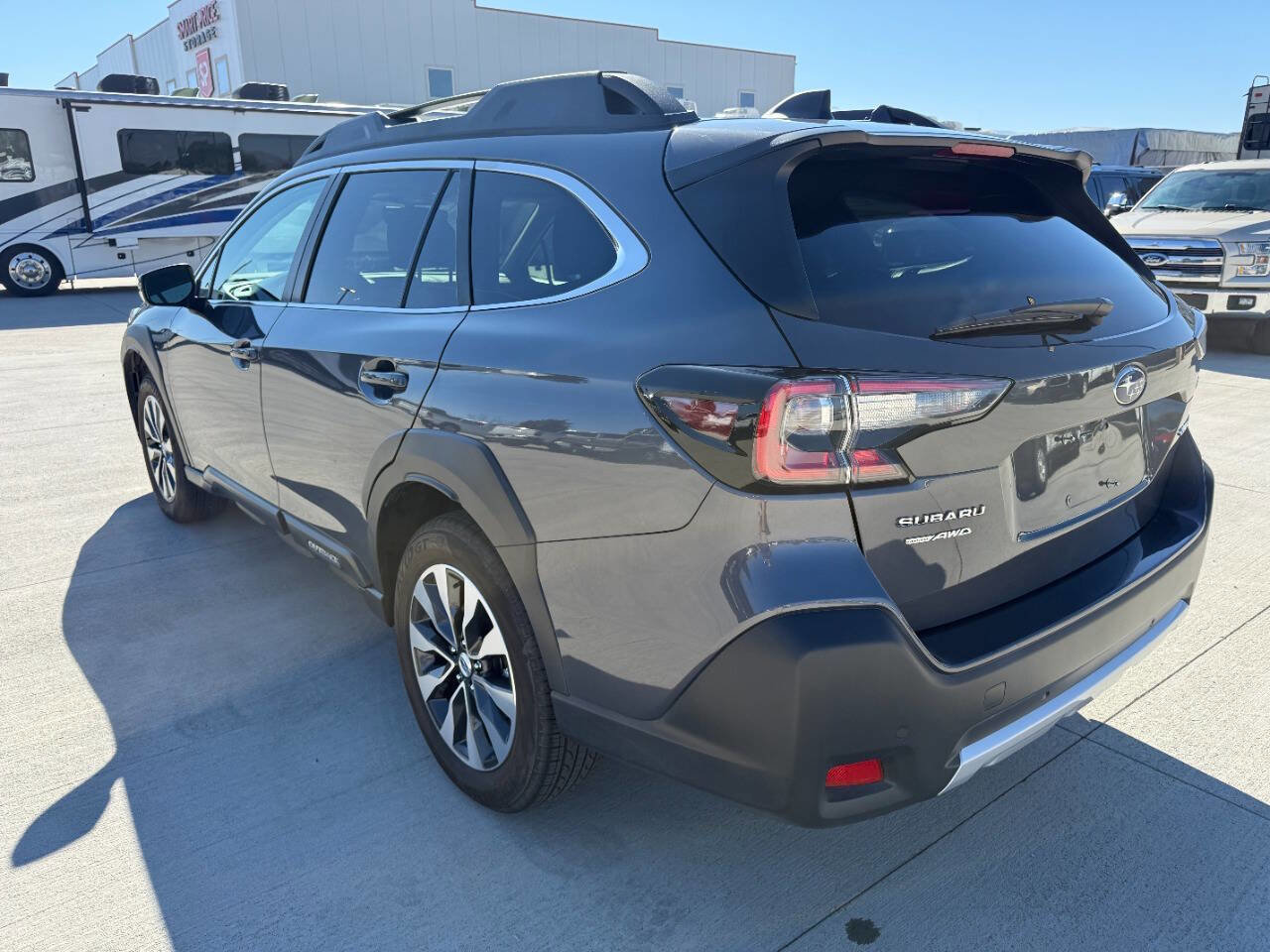 Used 2024 Subaru Outback Limited image 6