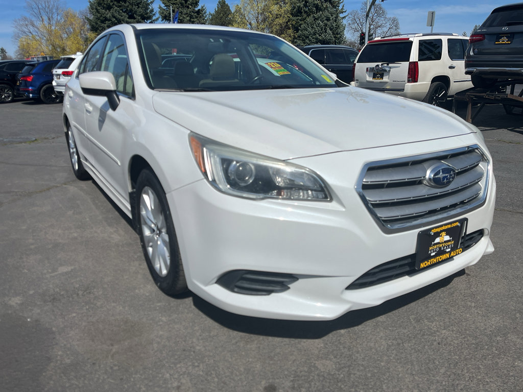 Used 2015 Subaru Legacy 2.5i Premium w/ Moonroof Package AWD/4WD image 11