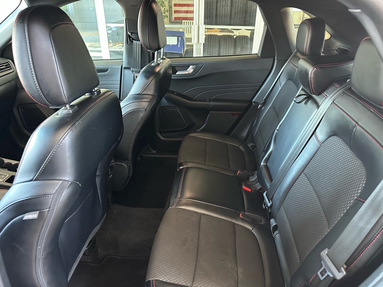 Used 2024 Ford Escape ST-Line w/ Tech Pack #1 FWD image 18
