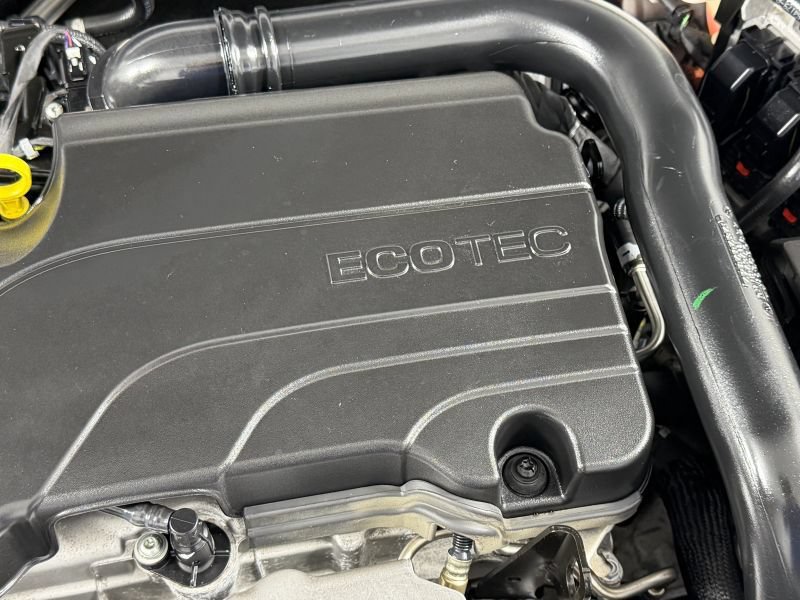 Used 2024 Chevrolet Malibu LT w/ LPO, Floor Liner Package FWD image 19