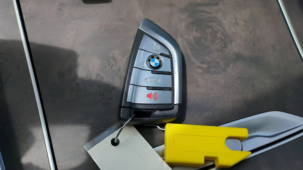 Used 2022 BMW X5 sDrive40i w/ Premium Package RWD image 33