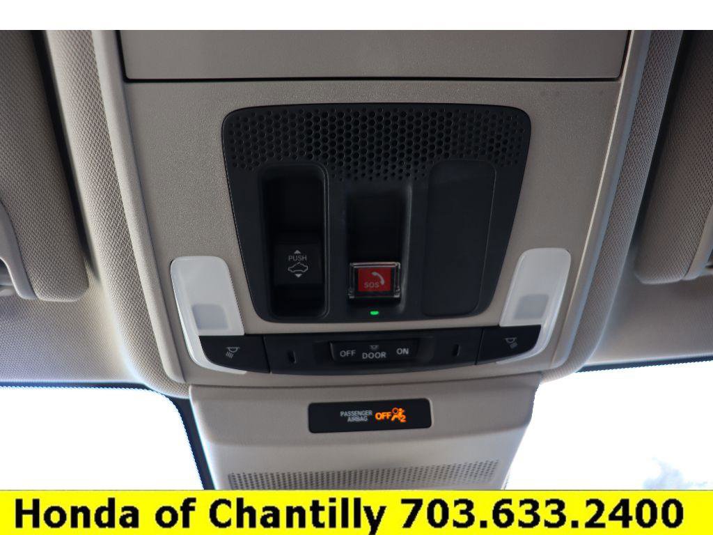 Certified 2025 Honda Accord SE image 18