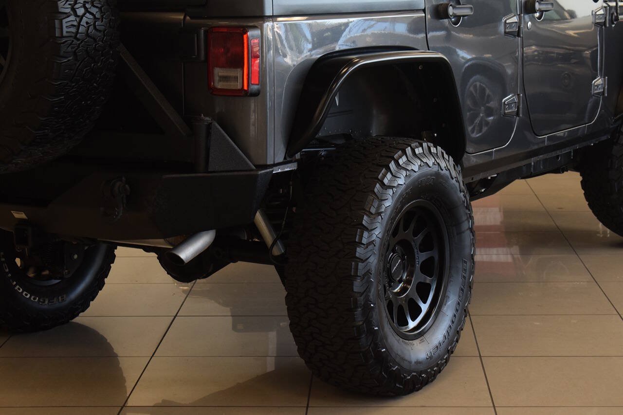 Used 2016 Jeep Wrangler Unlimited Sport w/ Quick Order Package 24S AWD/4WD image 16