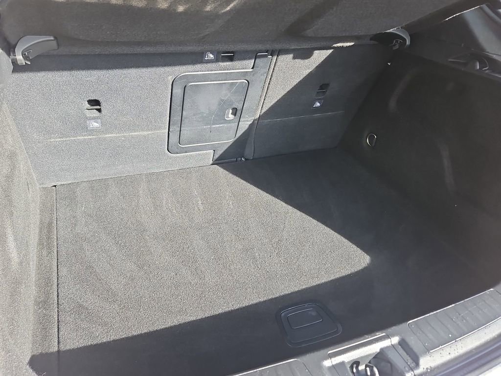 Used 2019 INFINITI QX30 Premium w/ Navigation Package image 21