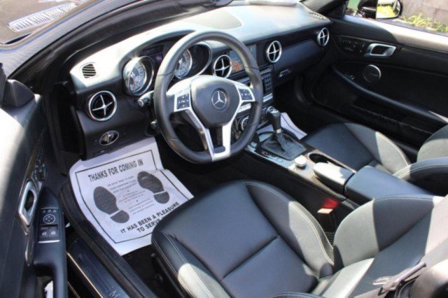 Used 2015 Mercedes-Benz SLK 250 w/ Premium Package image 39