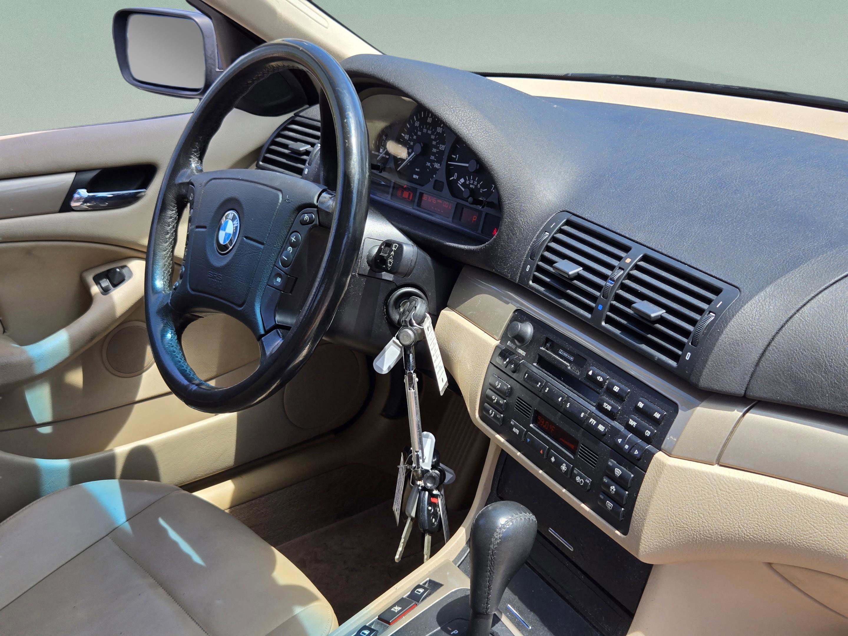 Used 2000 BMW 323i Sedan RWD image 29