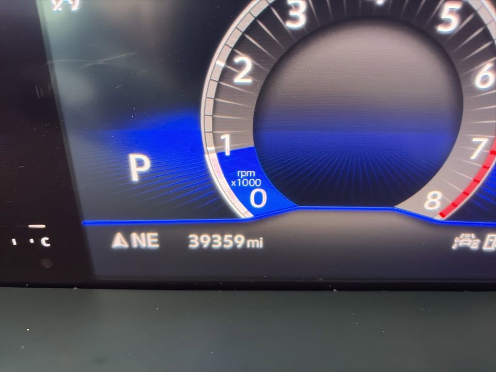 Certified 2022 Volkswagen Taos SE image 17