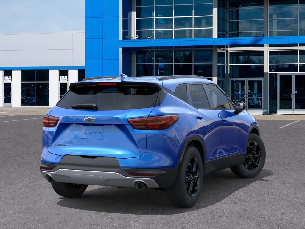 New 2026 Chevrolet Blazer LT w/ Convenience Package FWD image 4