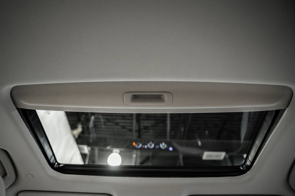 Used 2025 Honda Accord Touring image 39