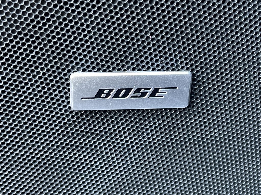 Used 2023 Chevrolet Suburban Premier image 38