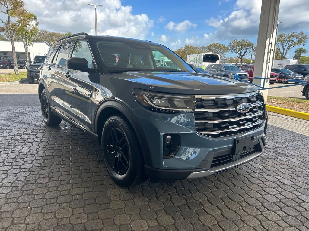 New 2026 Ford Explorer Active w/ Active Comfort Package video 2