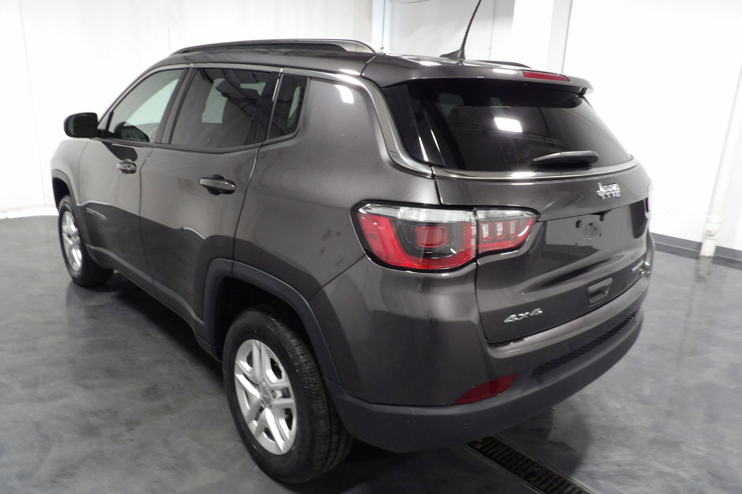 Used 2019 Jeep Compass Sport w/ Cold Weather Group image 6