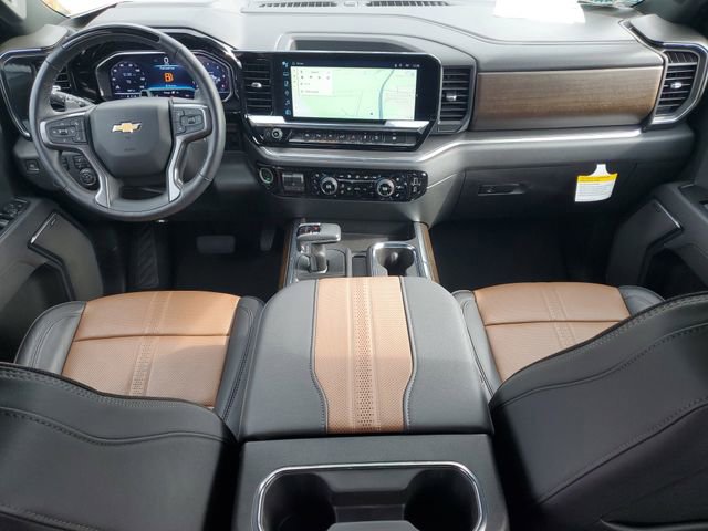 Used 2025 Chevrolet Silverado 1500 High Country w/ Technology Package image 12