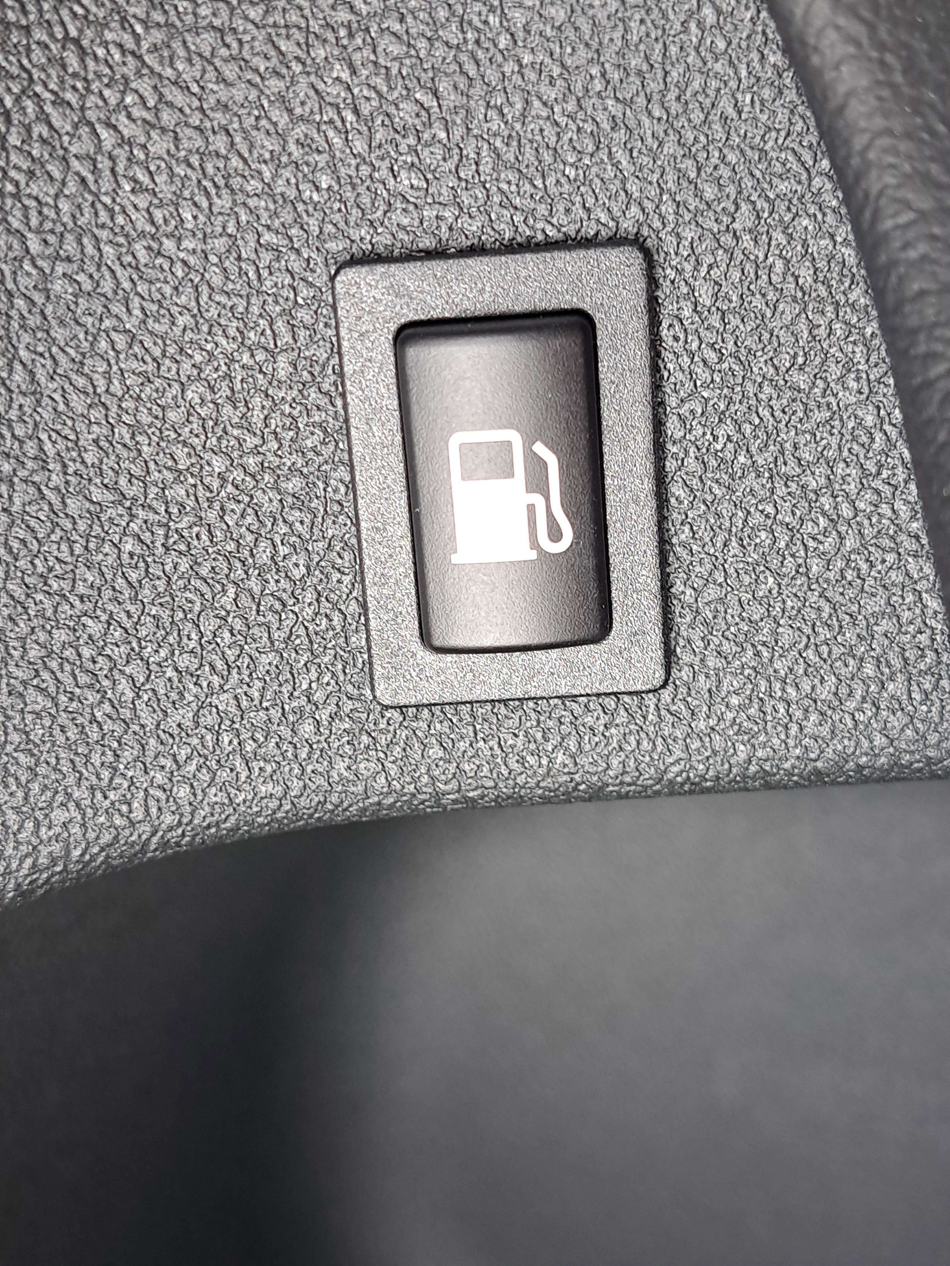 New 2026 BMW X5 xDrive50e w/ M Sport Package image 23