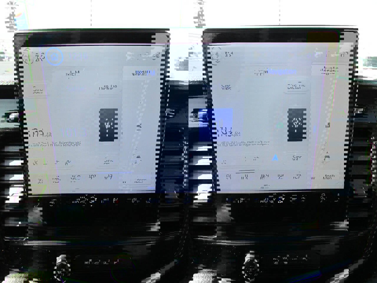 Used 2023 Ford Transit 350 XLT image 20