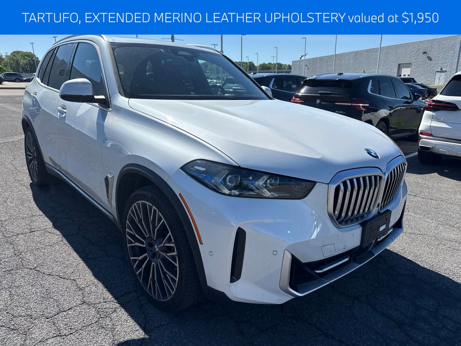 Certified 2024 BMW X5 xDrive40i w/ Premium Package AWD/4WD image 4