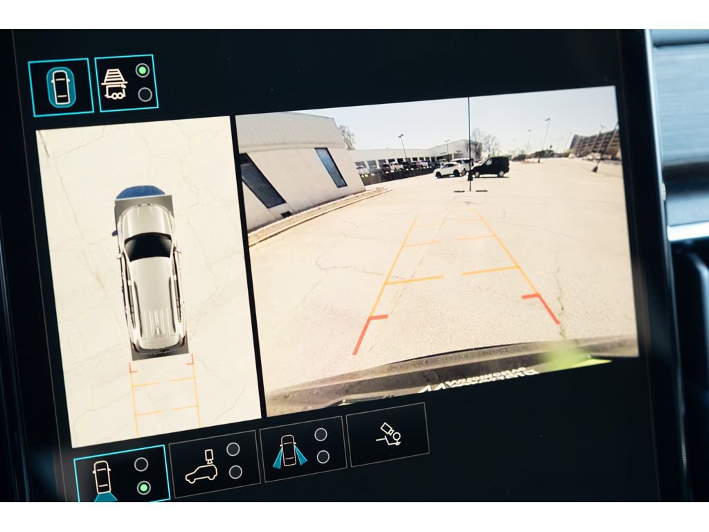 Used 2025 GMC Acadia Denali image 23