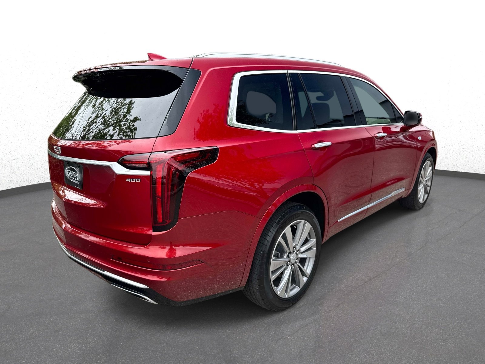 Used 2024 Cadillac XT6 Premium Luxury w/ Technology Package image 3