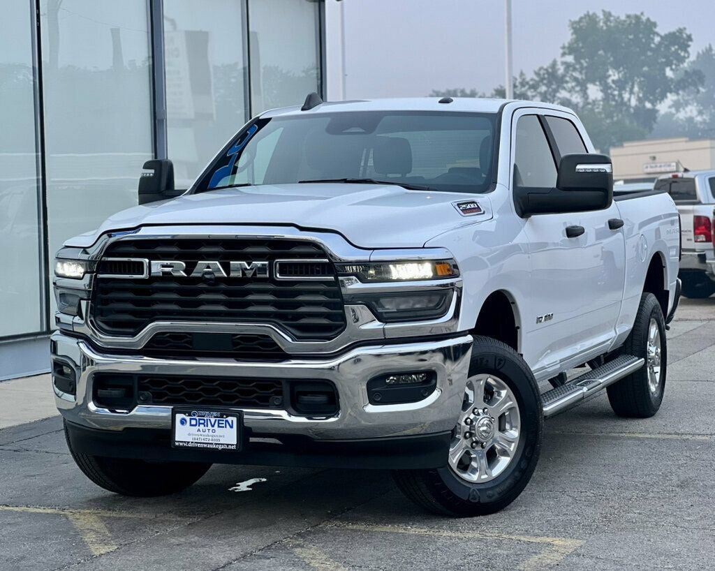 Used 2026 RAM 2500 Big Horn AWD/4WD image 32
