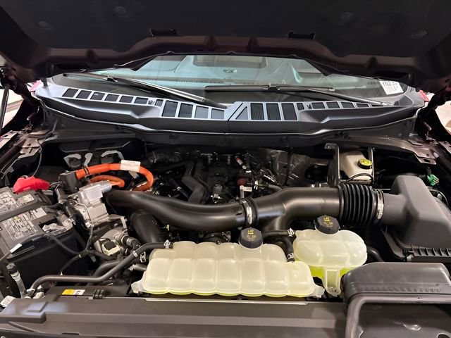 New 2025 Ford F150 Lariat w/ Equipment Group 502A High image 21