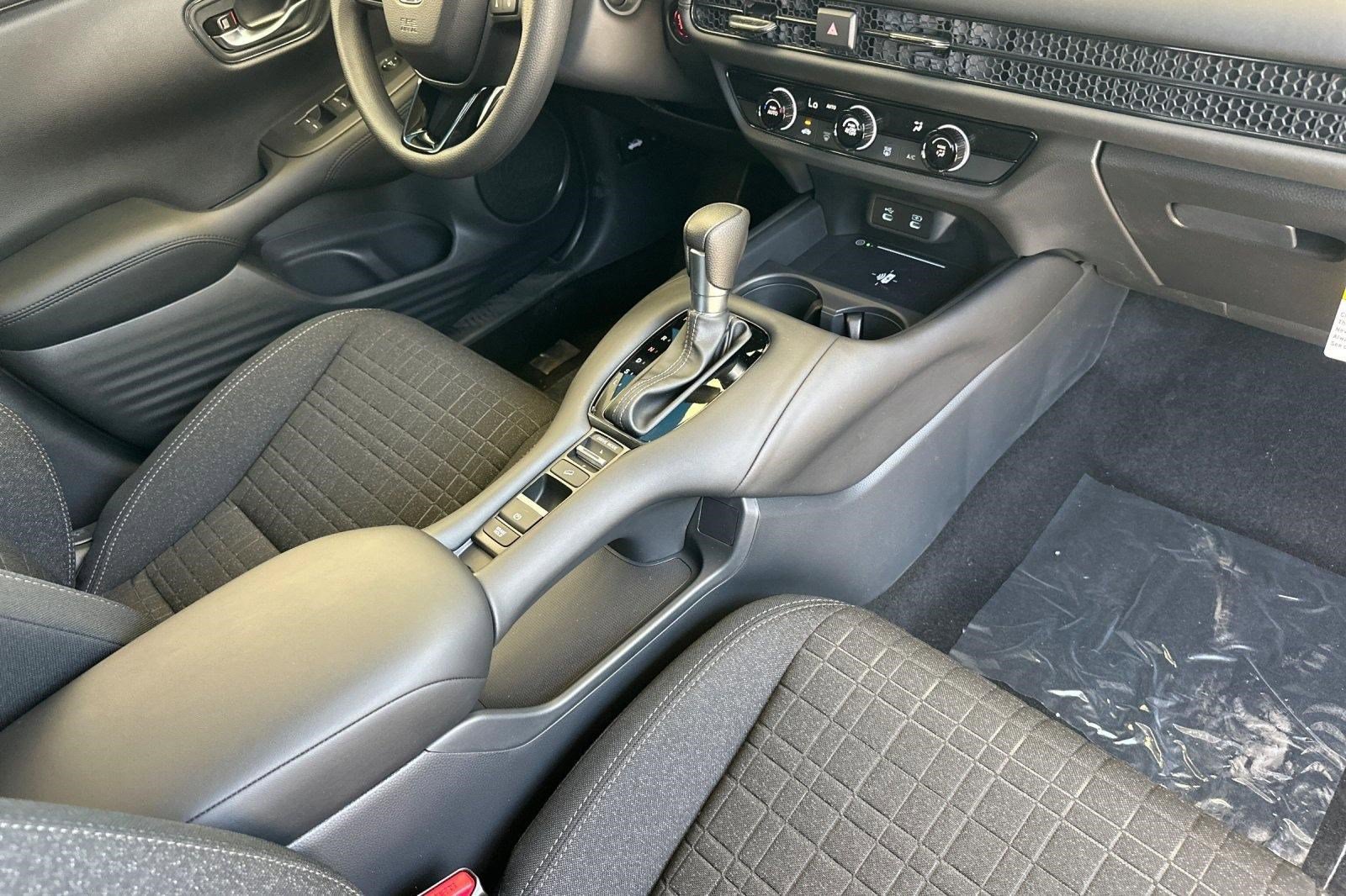 New 2026 Honda HR-V LX image 25