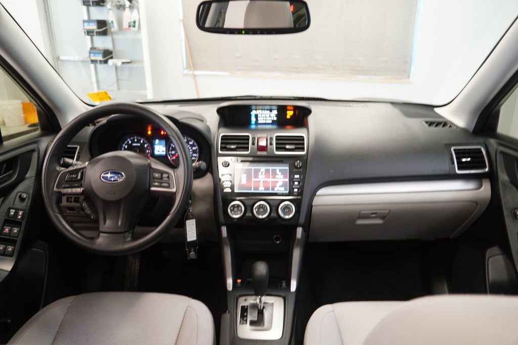 Used 2016 Subaru Forester 2.5i Premium image 19