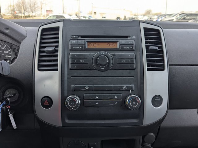Used 2012 Nissan Frontier SV image 12