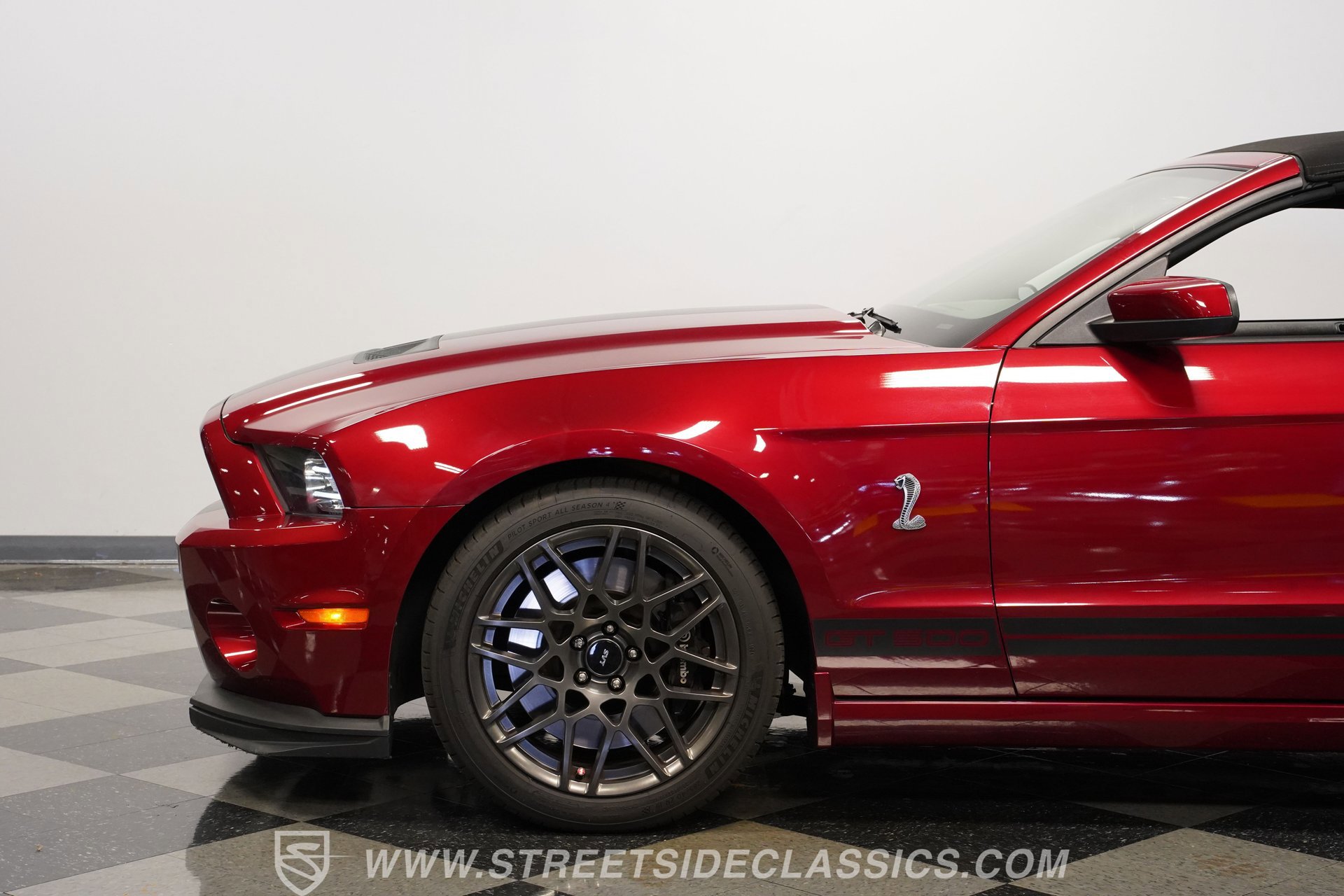 Used 2014 Ford Mustang Shelby GT500 w/ Equipment Group 821A image 23